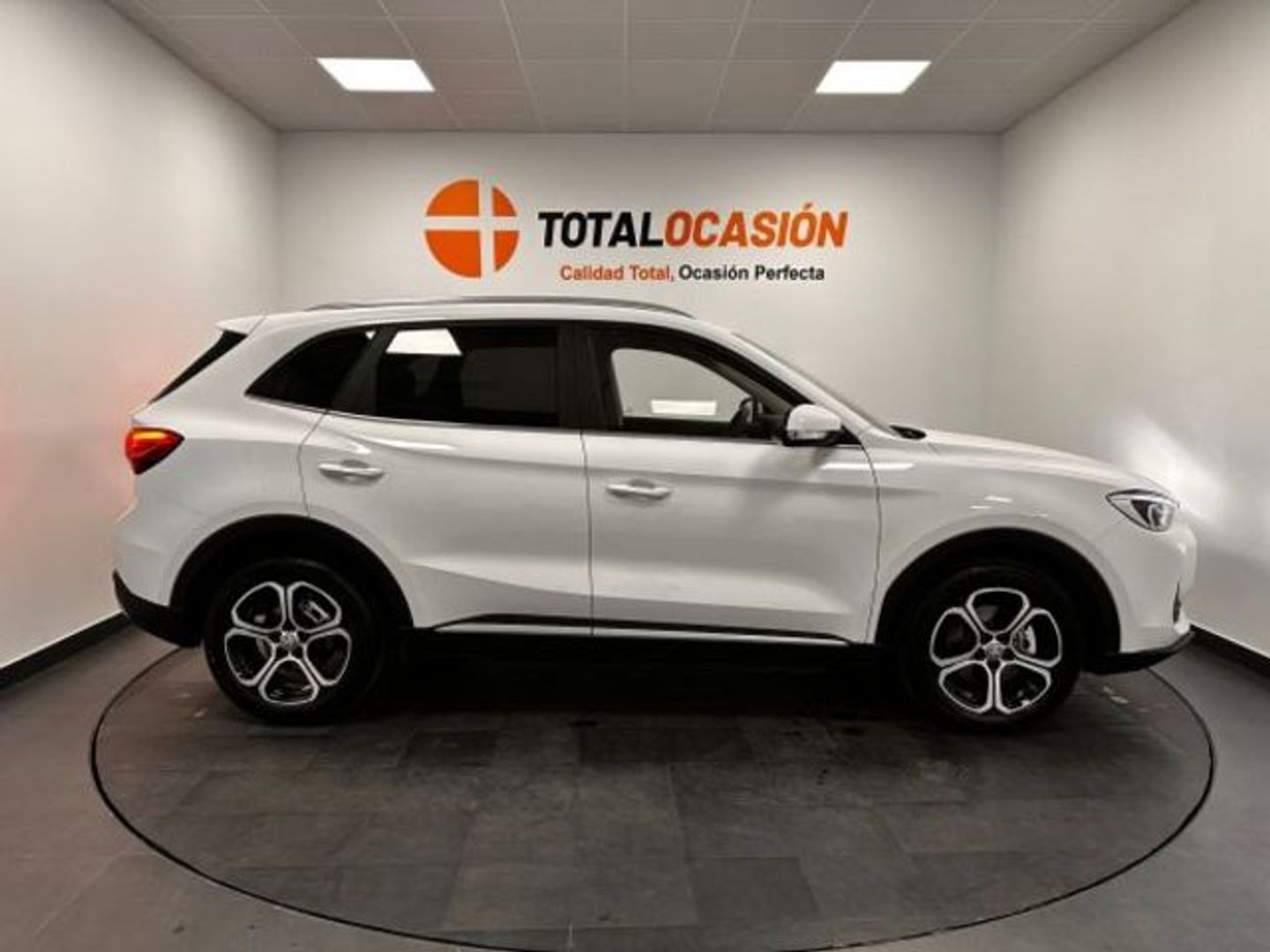 MG ZS 1.5 Hybrid+ Standard 145 kW (197 CV)