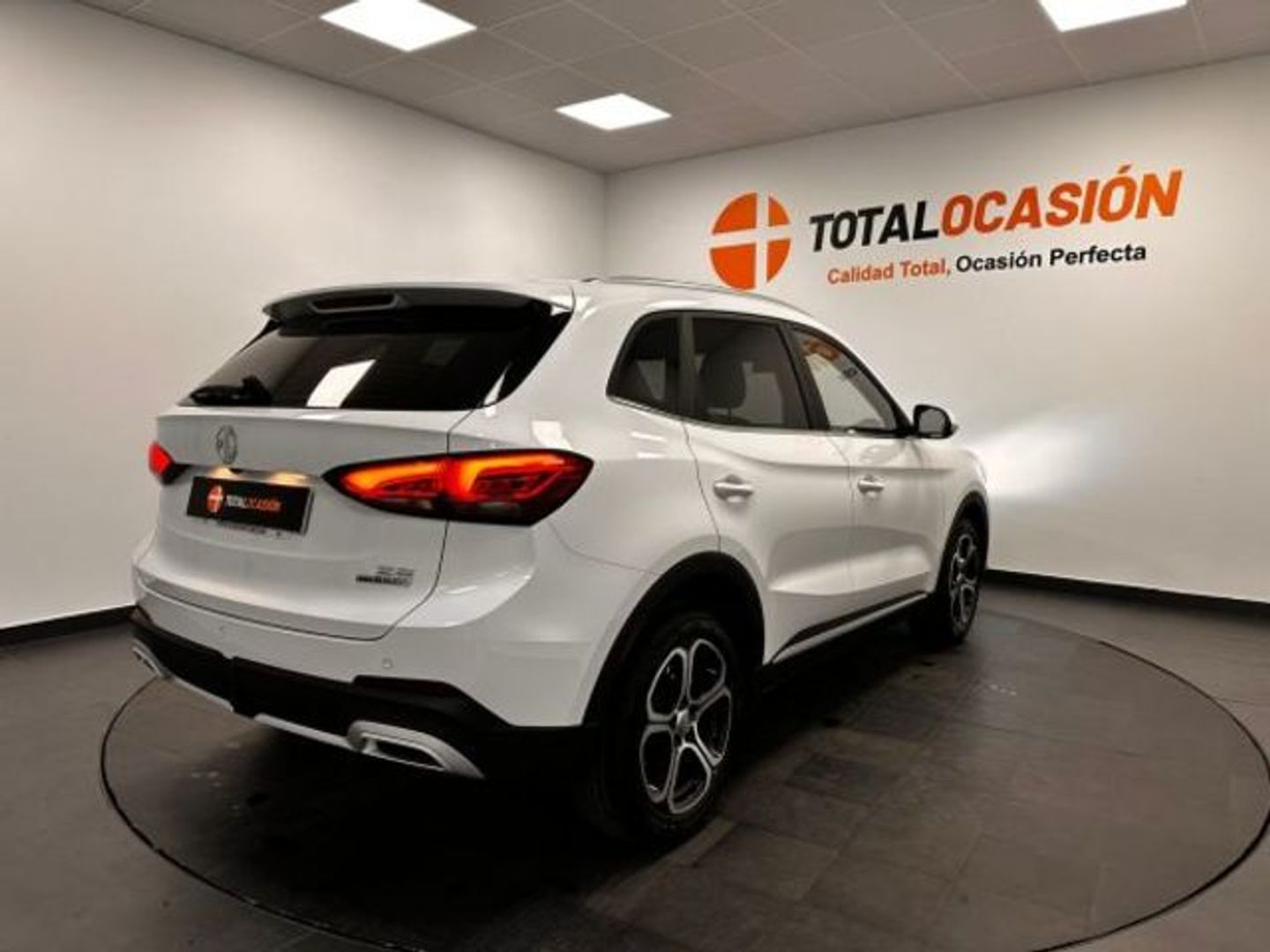 MG ZS 1.5 Hybrid+ Standard 145 kW (197 CV)