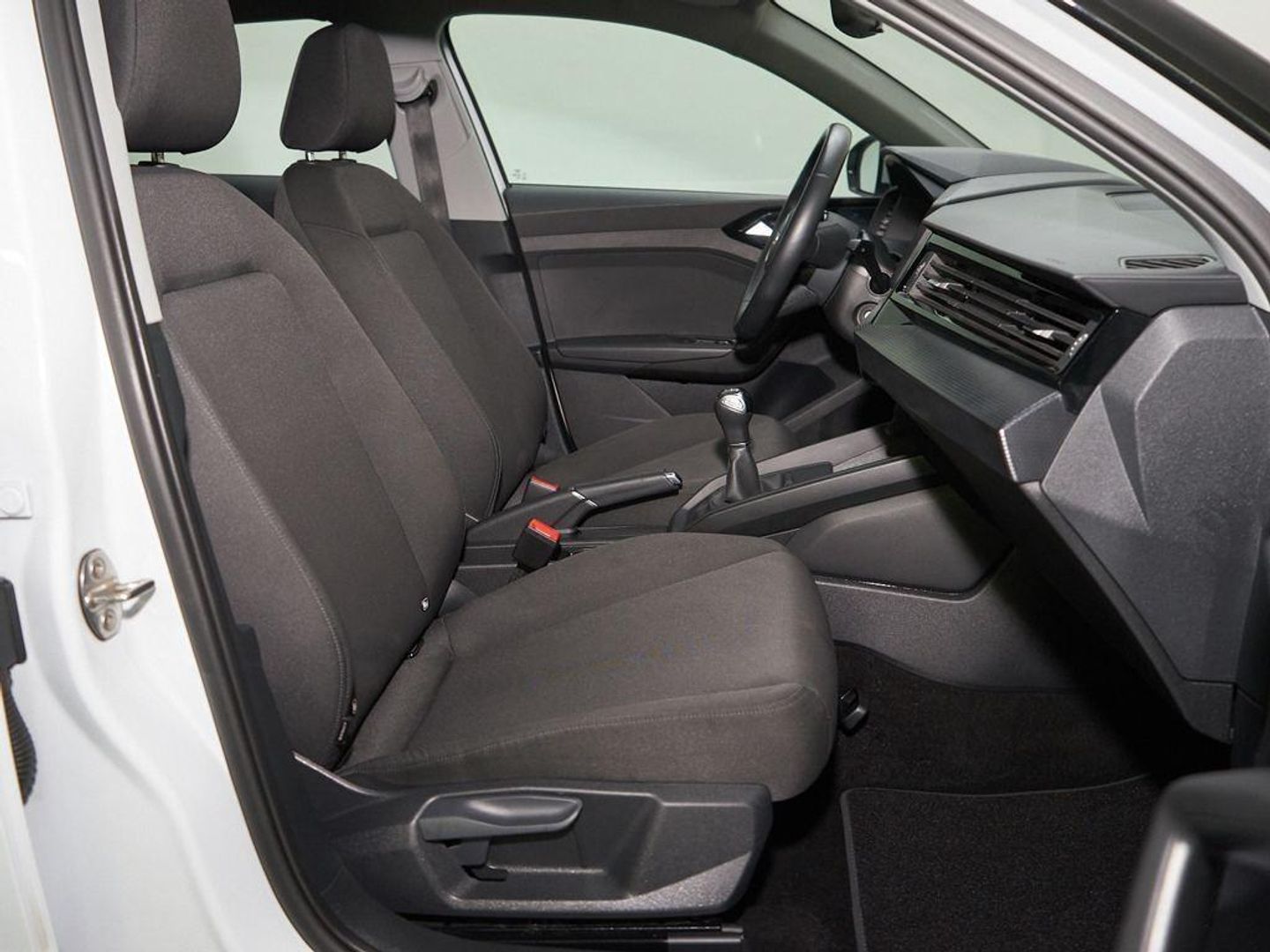 Audi A1 Sportback Advanced 25 TFSI 70 kW (95 CV)