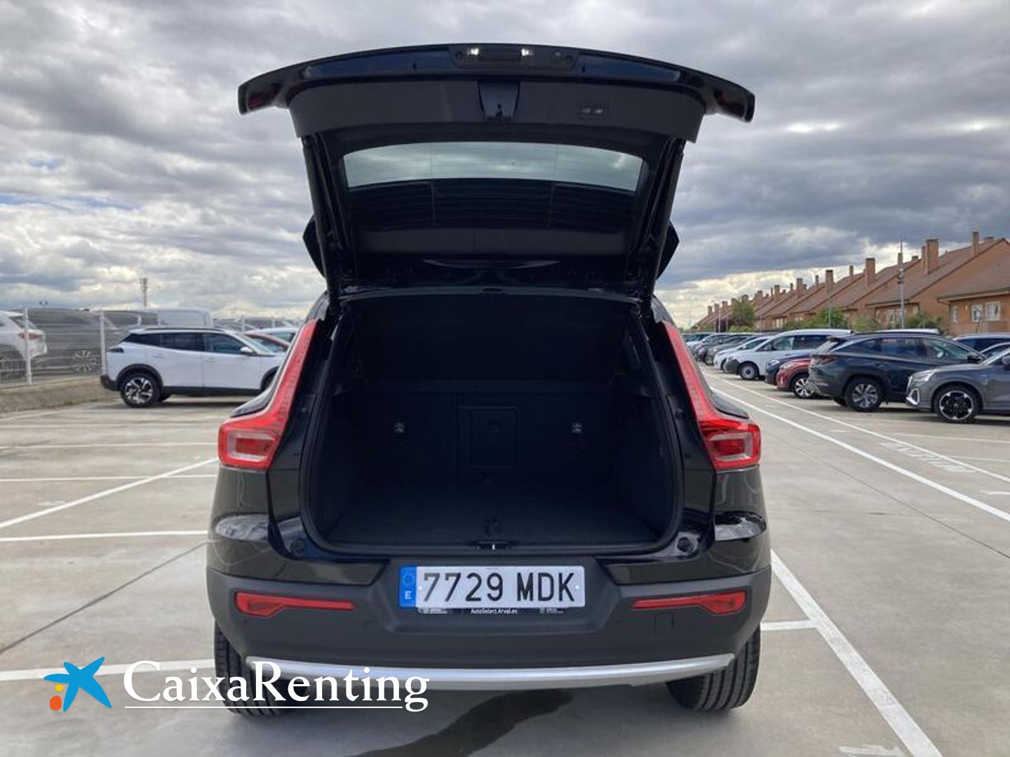Volvo XC40 T2 Core 95 kW (129 CV)
