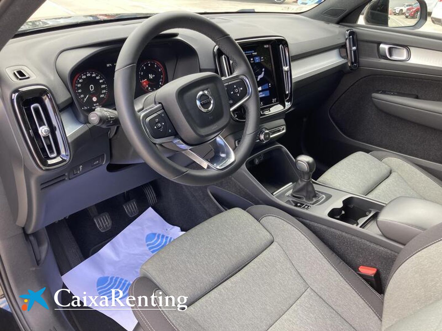Volvo XC40 T2 Core 95 kW (129 CV)