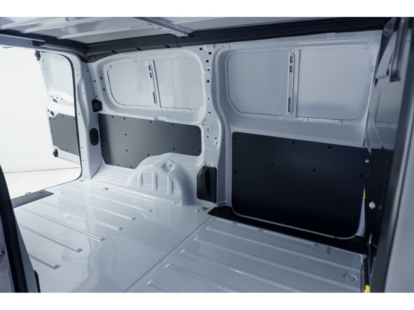 Opel Vivaro-e BEV 75kWh L Standard 100 kW (136 CV)