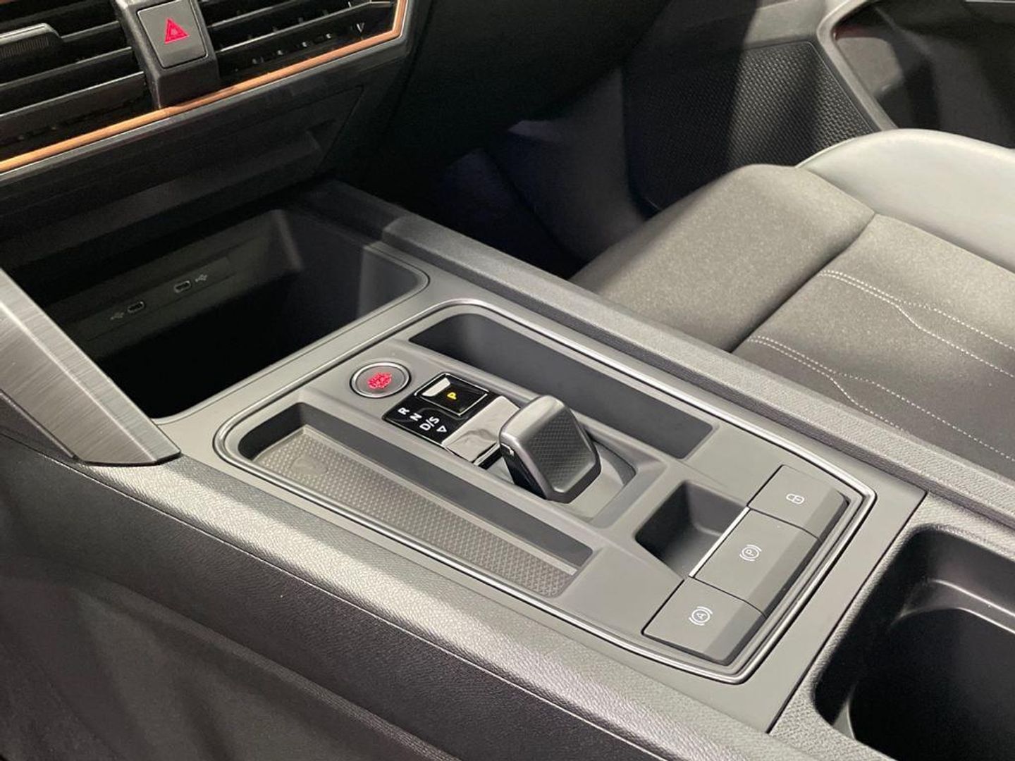 CUPRA León 2.0 TSI DSG 140 kW (190 CV)