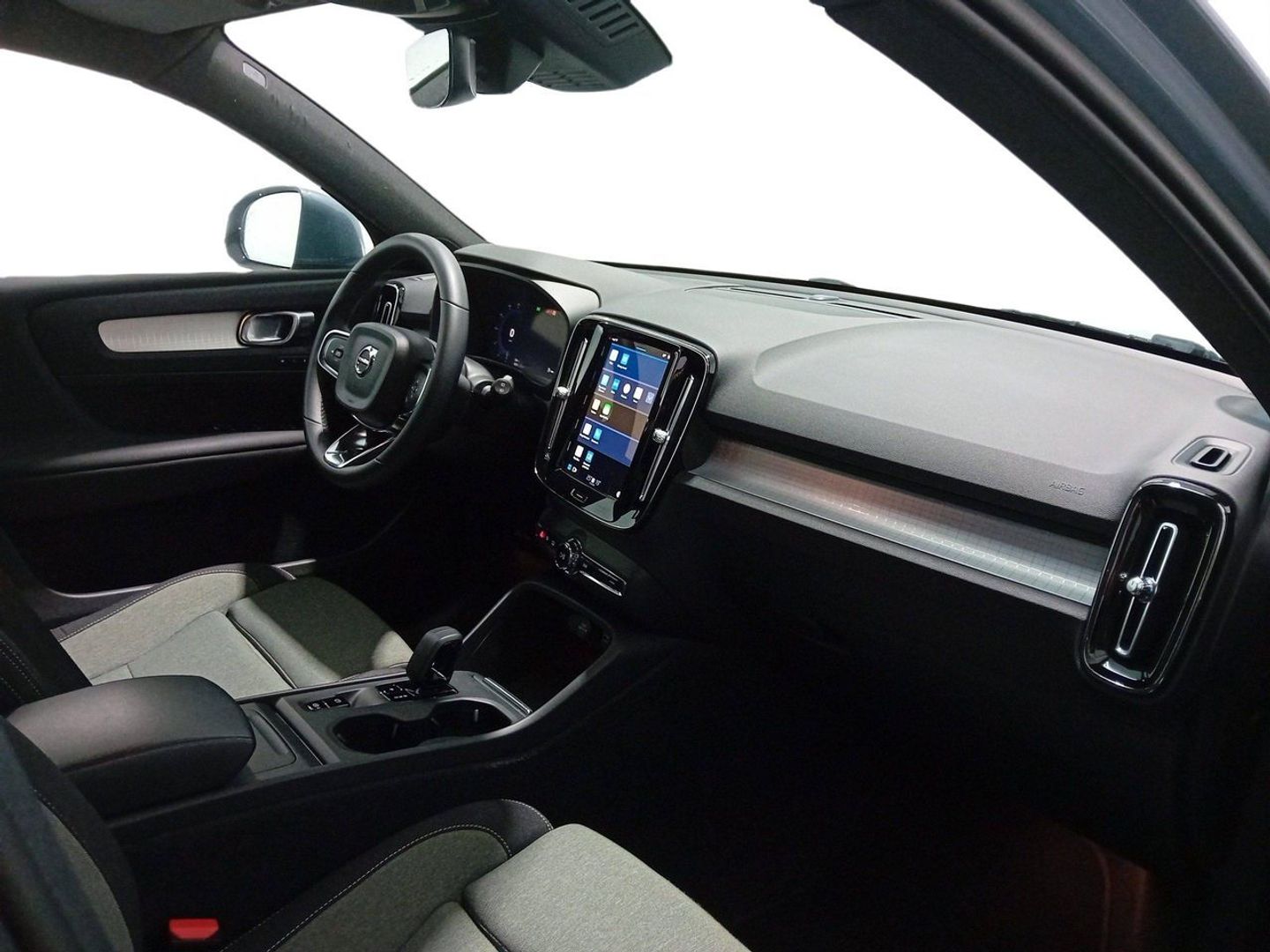 Volvo XC40 B3 G Core Auto 120 kW (163 CV)