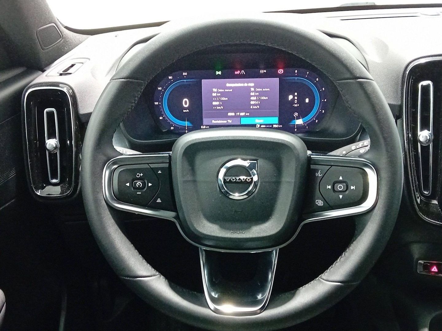 Volvo XC40 B3 G Core Auto 120 kW (163 CV)