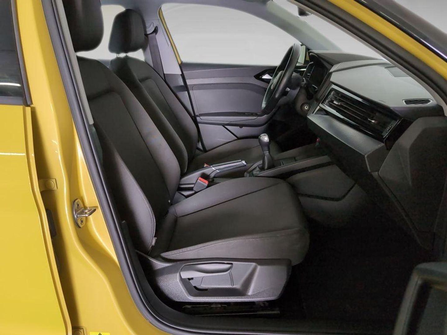 Audi A1 Sportback Advanced 25 TFSI 70 kW (95 CV)