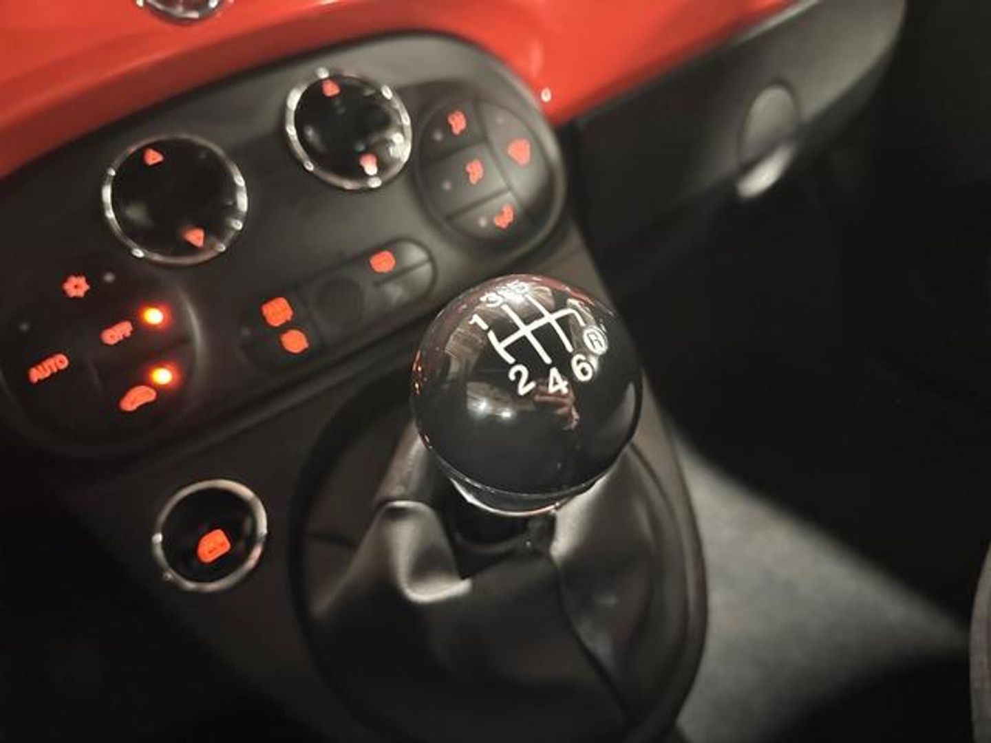 Fiat 500C 1.0 Hybrid Dolcevita 51 kW (70 CV)