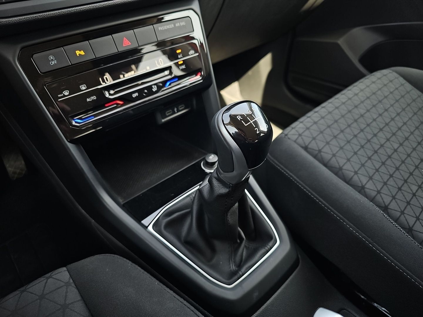Volkswagen T-Cross Advance 1.0 TSI 81 kW (110 CV)