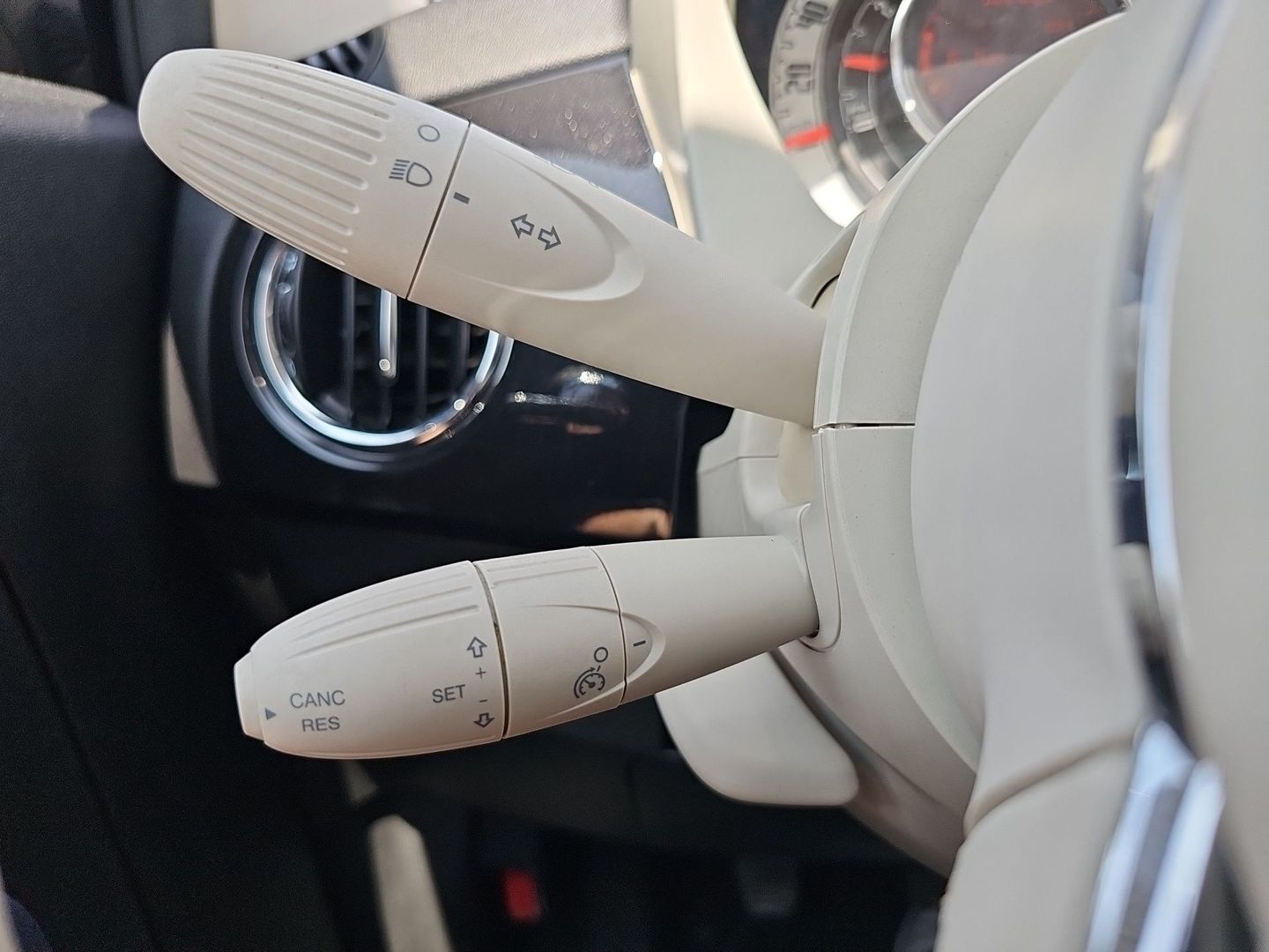 Fiat 500 1.0 Hybrid Cult 51 kW (70 CV)