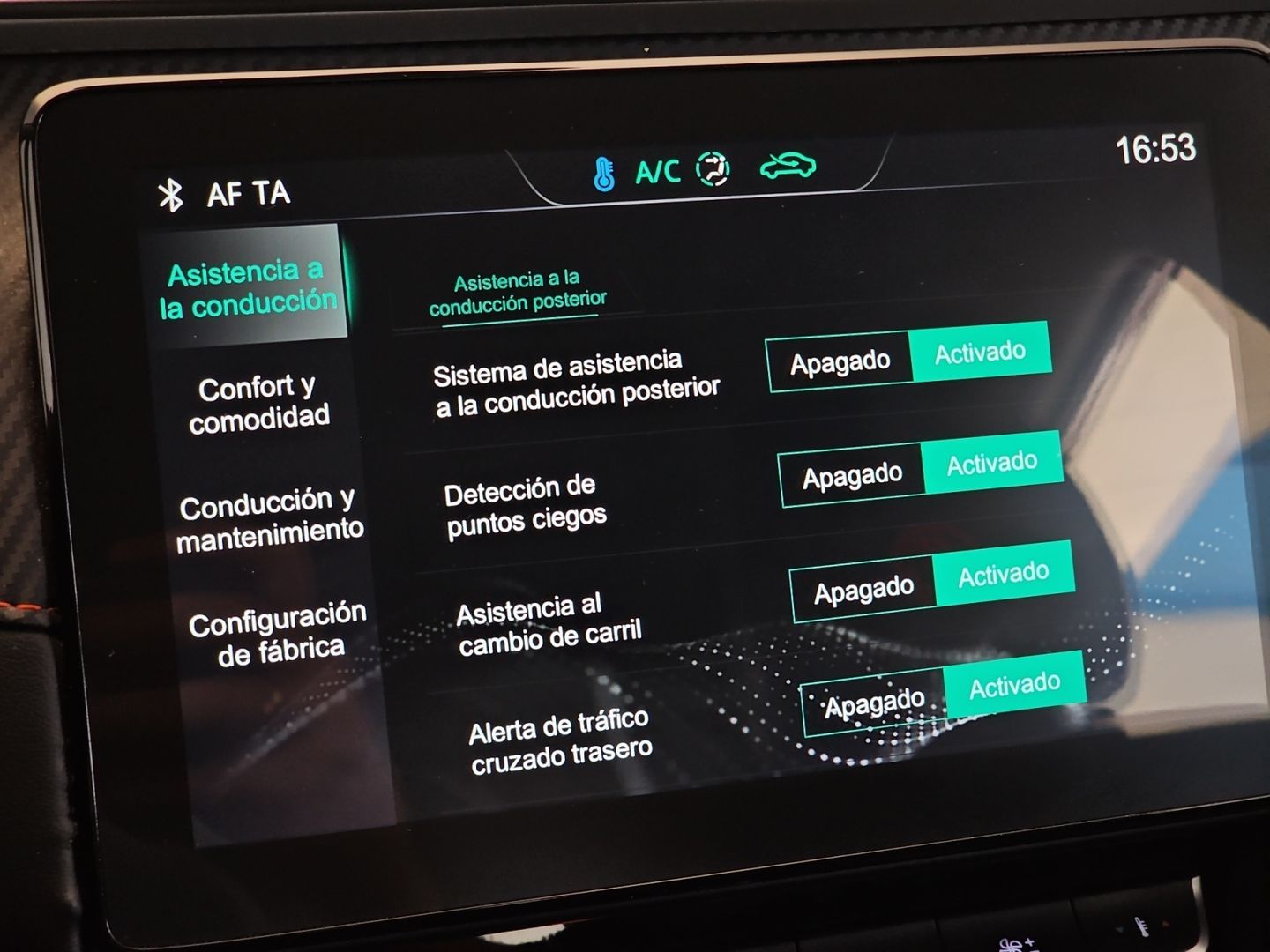 MG ZS 1.5 Luxury 78 kW (106 CV)