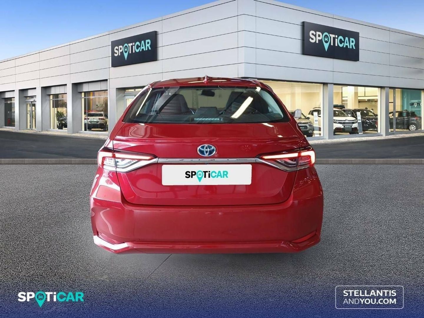Toyota Corolla 1.8 125 Híbrido Active Tech E-CVT Sedán 90 kW (122 CV)