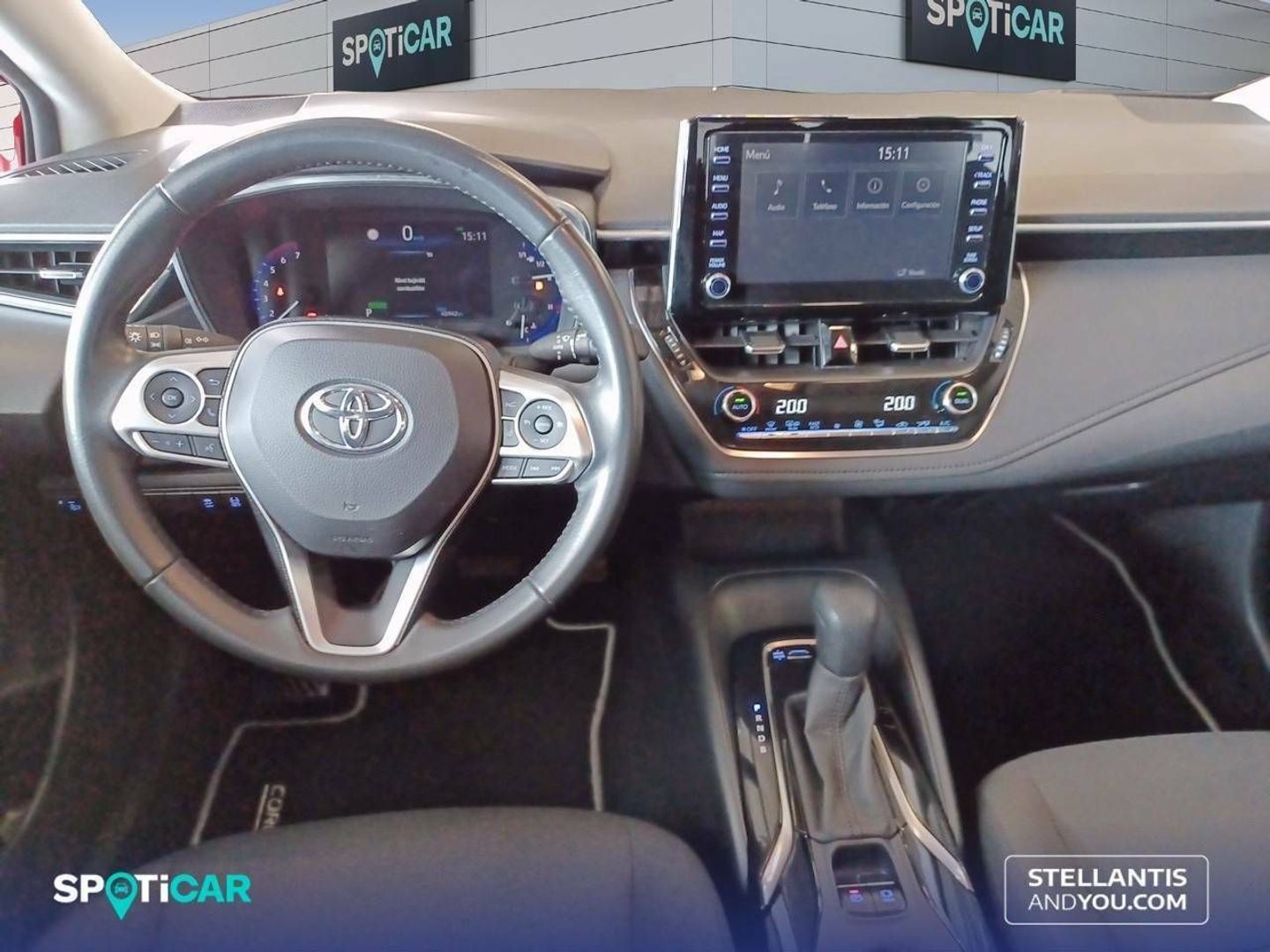 Toyota Corolla 1.8 125 Híbrido Active Tech E-CVT Sedán 90 kW (122 CV)
