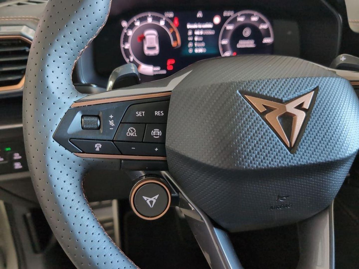 CUPRA León 1.5 eTSI DSG 110 kW (150 CV)