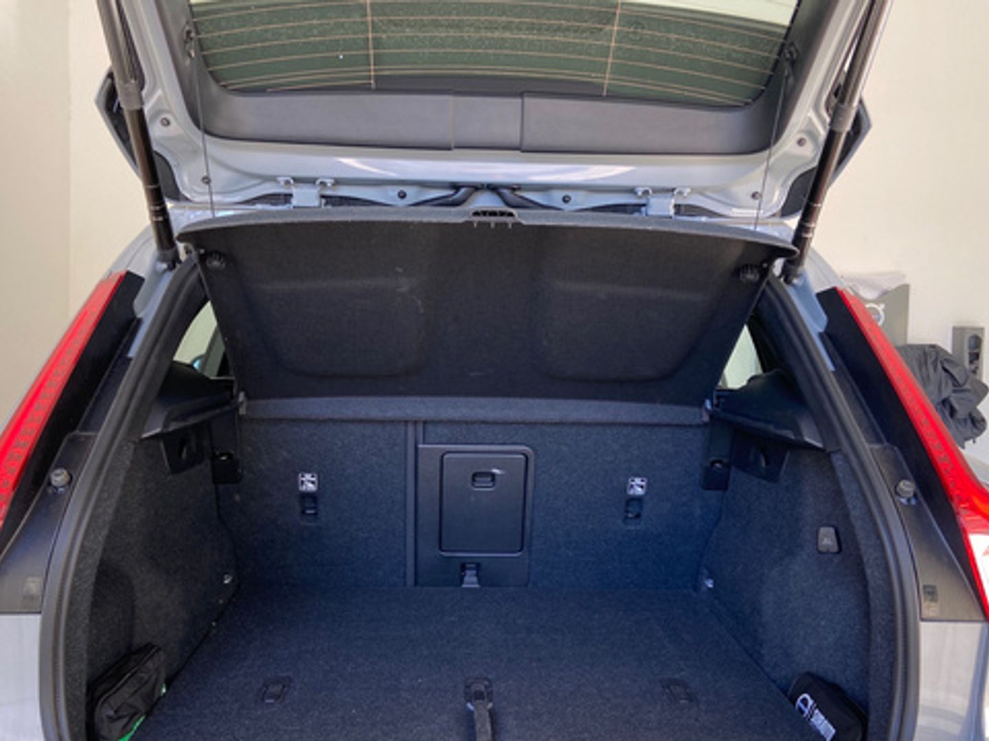 Volvo XC40 T2 Core Auto 95 kW (129 CV)
