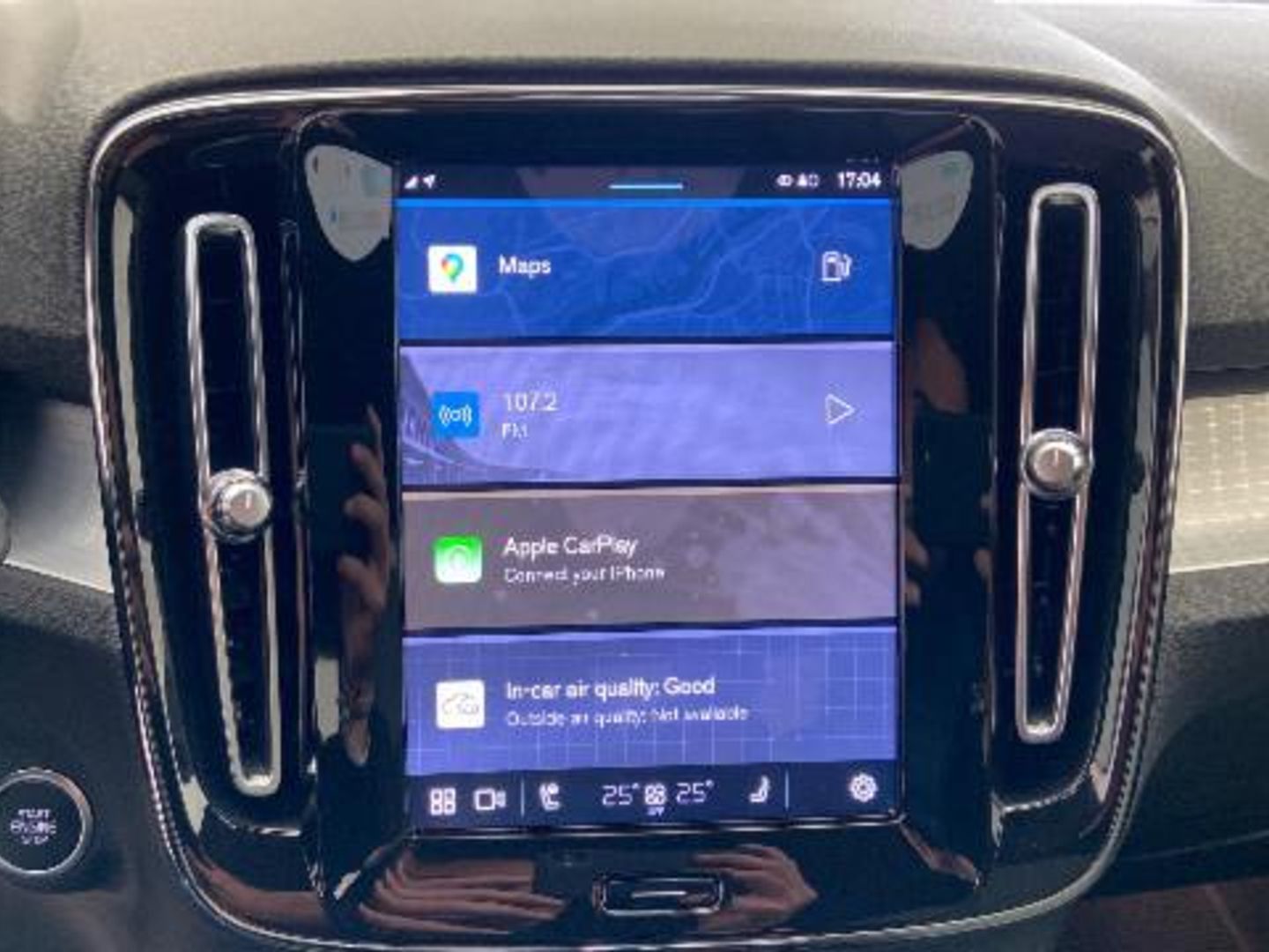 Volvo XC40 B3 G Plus Dark Auto 120 kW (163 CV)