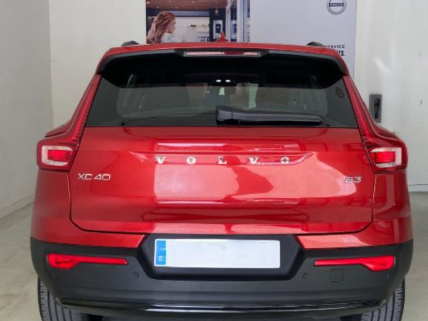 Volvo XC40 B3 G Plus Dark Auto 120 kW (163 CV)