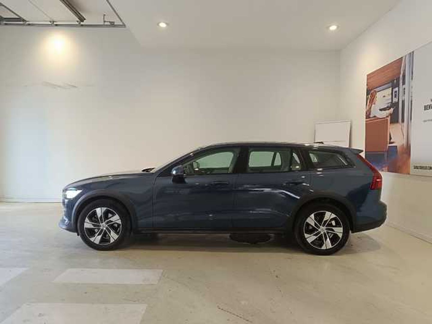 Volvo V60 Cross Country B4 D Cross Country Plus AWD Auto 145 kW (197 CV)