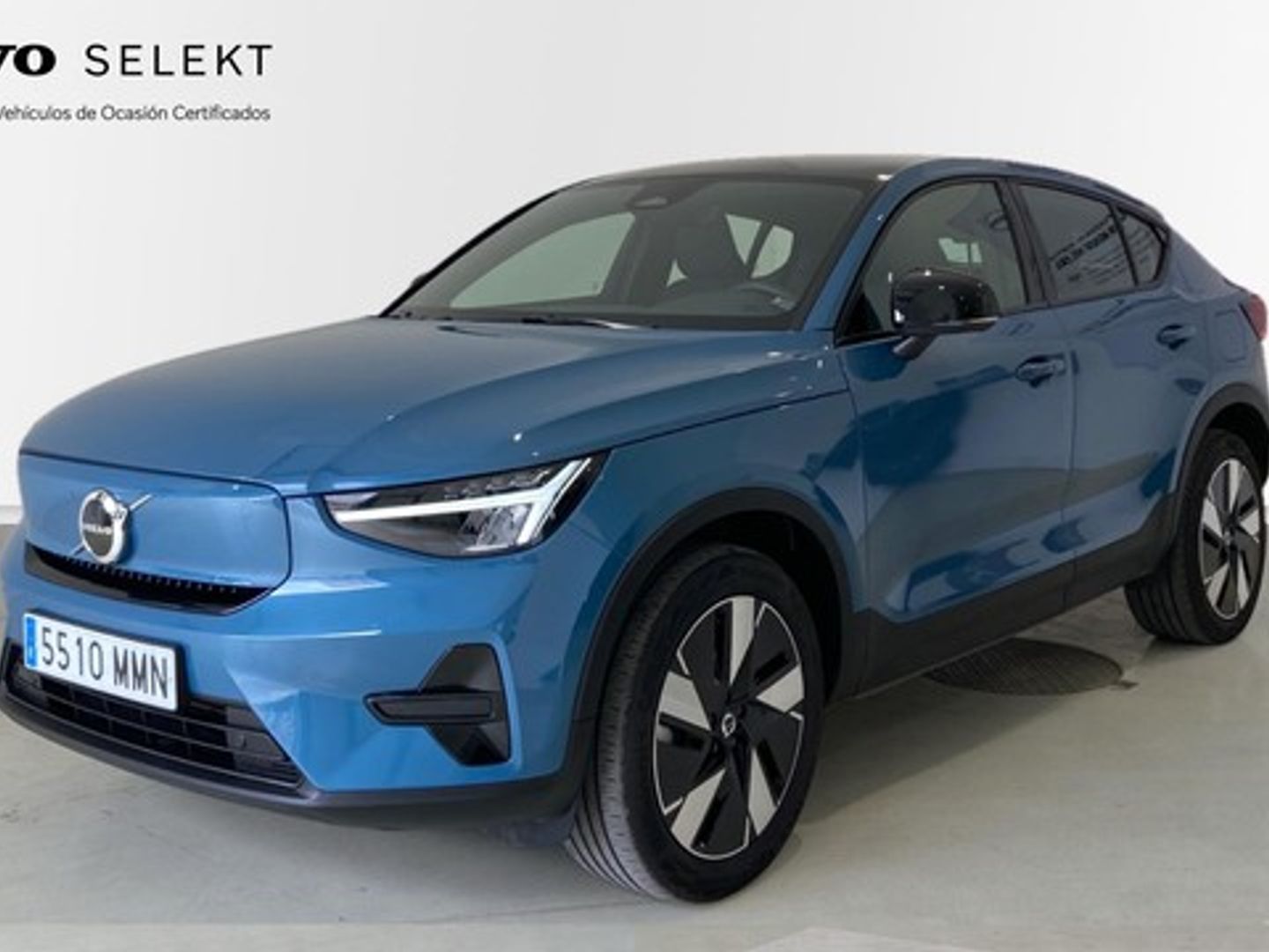 Volvo C40 Twin Eléctrico Recharge Plus AWD Auto 300 kW (408 CV) Azul All Terrain / Pick-up
