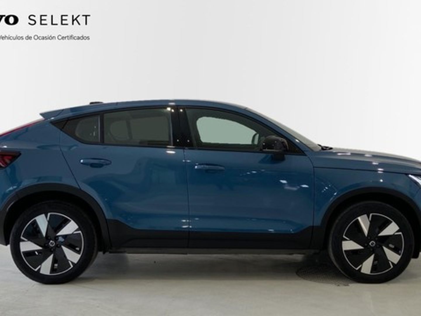 Volvo C40 Twin Eléctrico Recharge Plus AWD Auto 300 kW (408 CV)