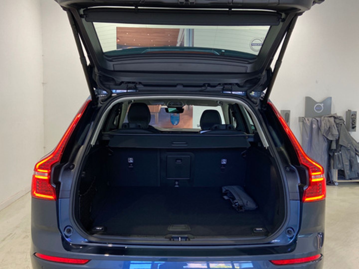 Volvo XC60 B4 D Core Auto 145 kW (197 CV)