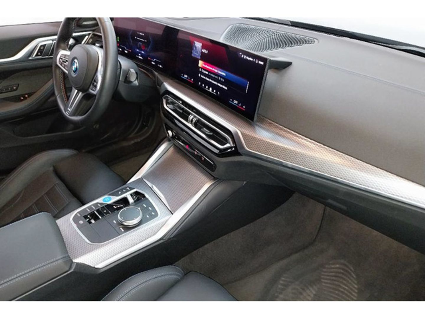 BMW i4 M50 400 kW (544 CV)