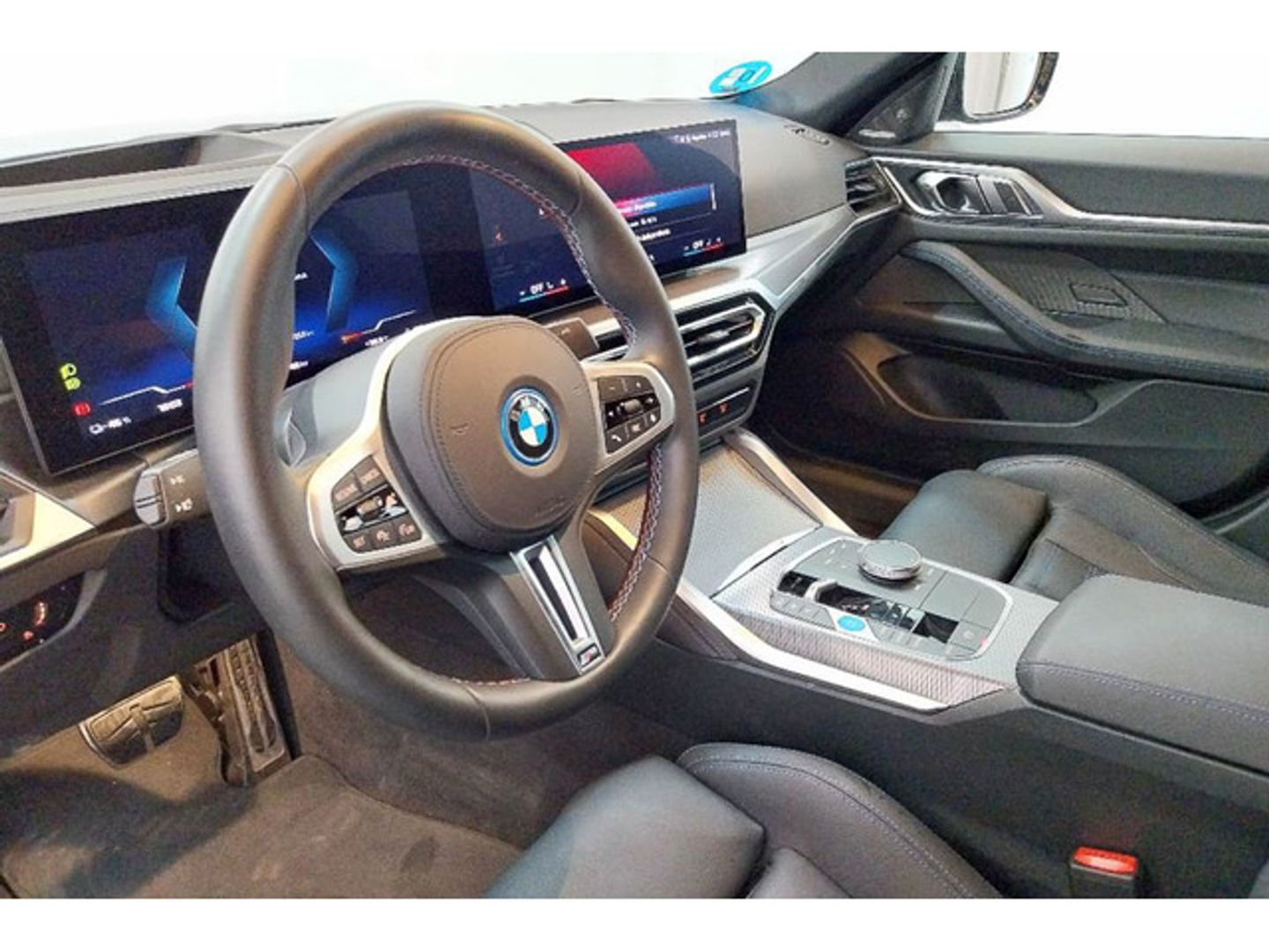 BMW i4 M50 400 kW (544 CV)