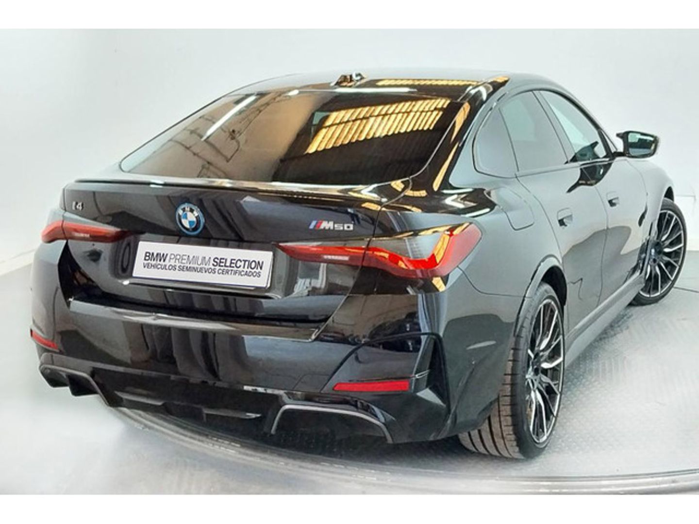 BMW i4 M50 400 kW (544 CV)