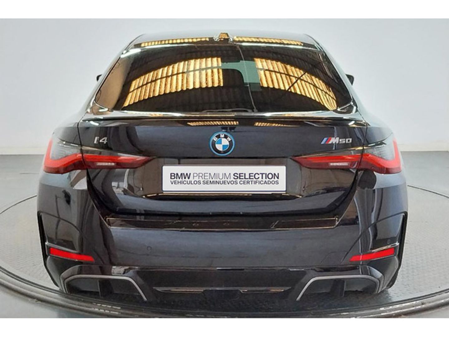 BMW i4 M50 400 kW (544 CV)