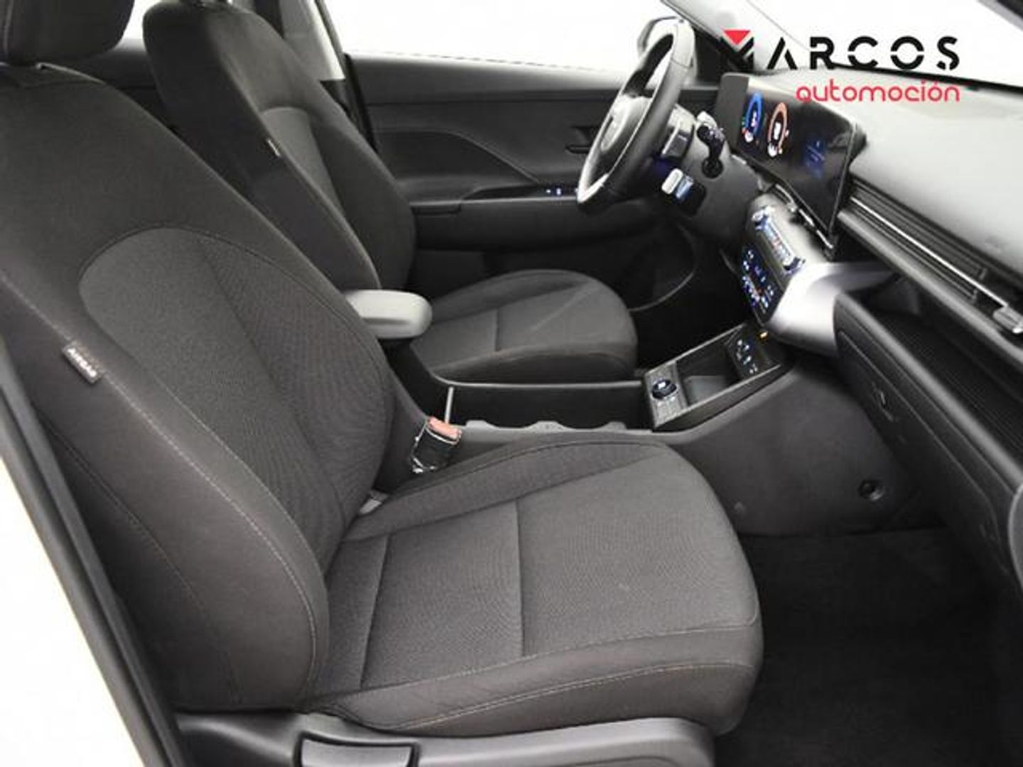 Hyundai Kona 1.6 GDI HEV Maxx DCT 104 kW (141 CV)
