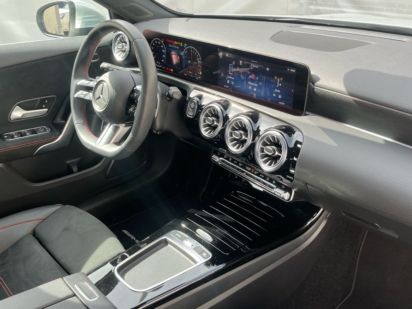 Mercedes-Benz Clase A 250 e 160 kW (218 CV)