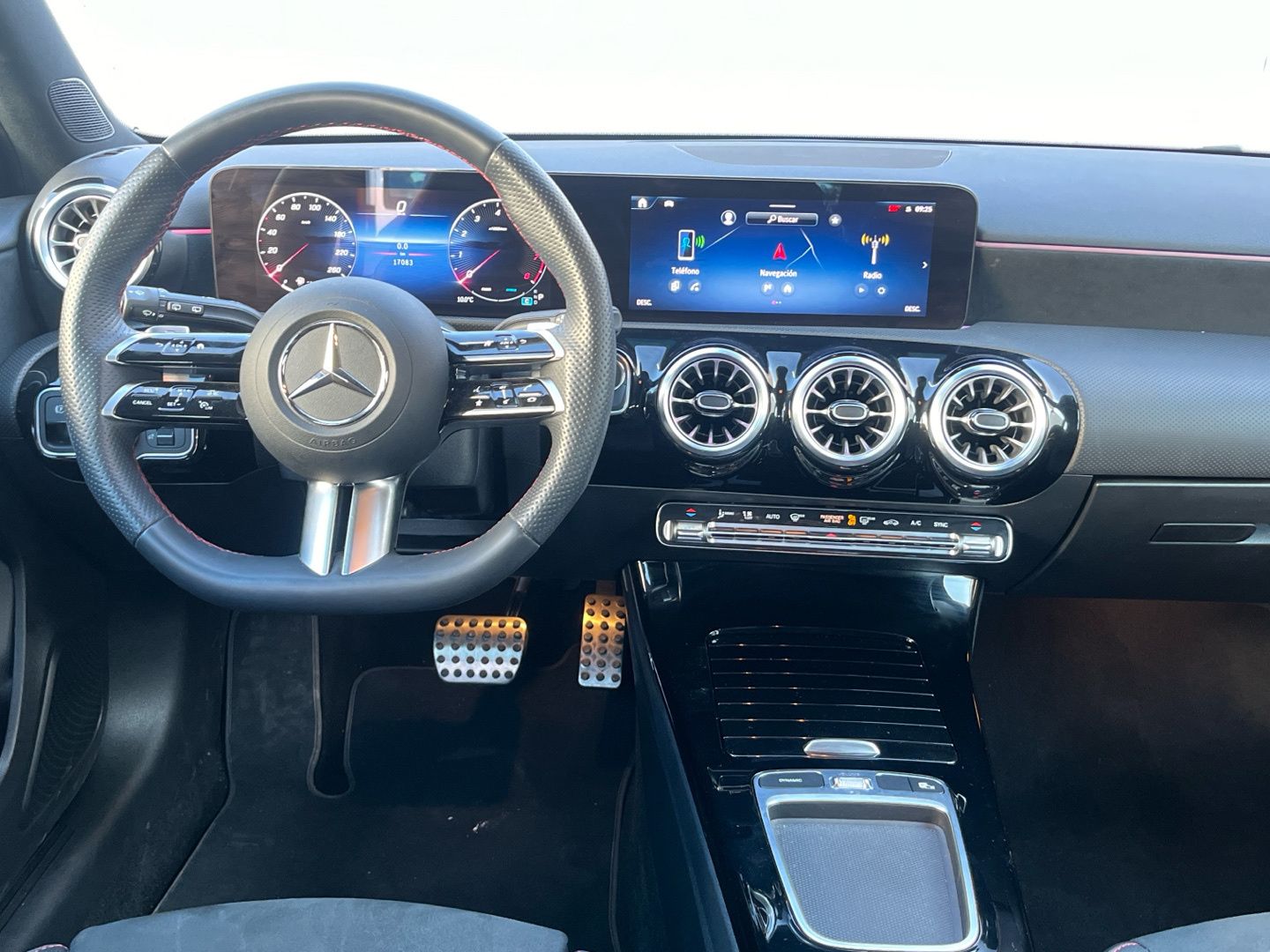 Mercedes-Benz Clase A 180 100 kW (136 CV)