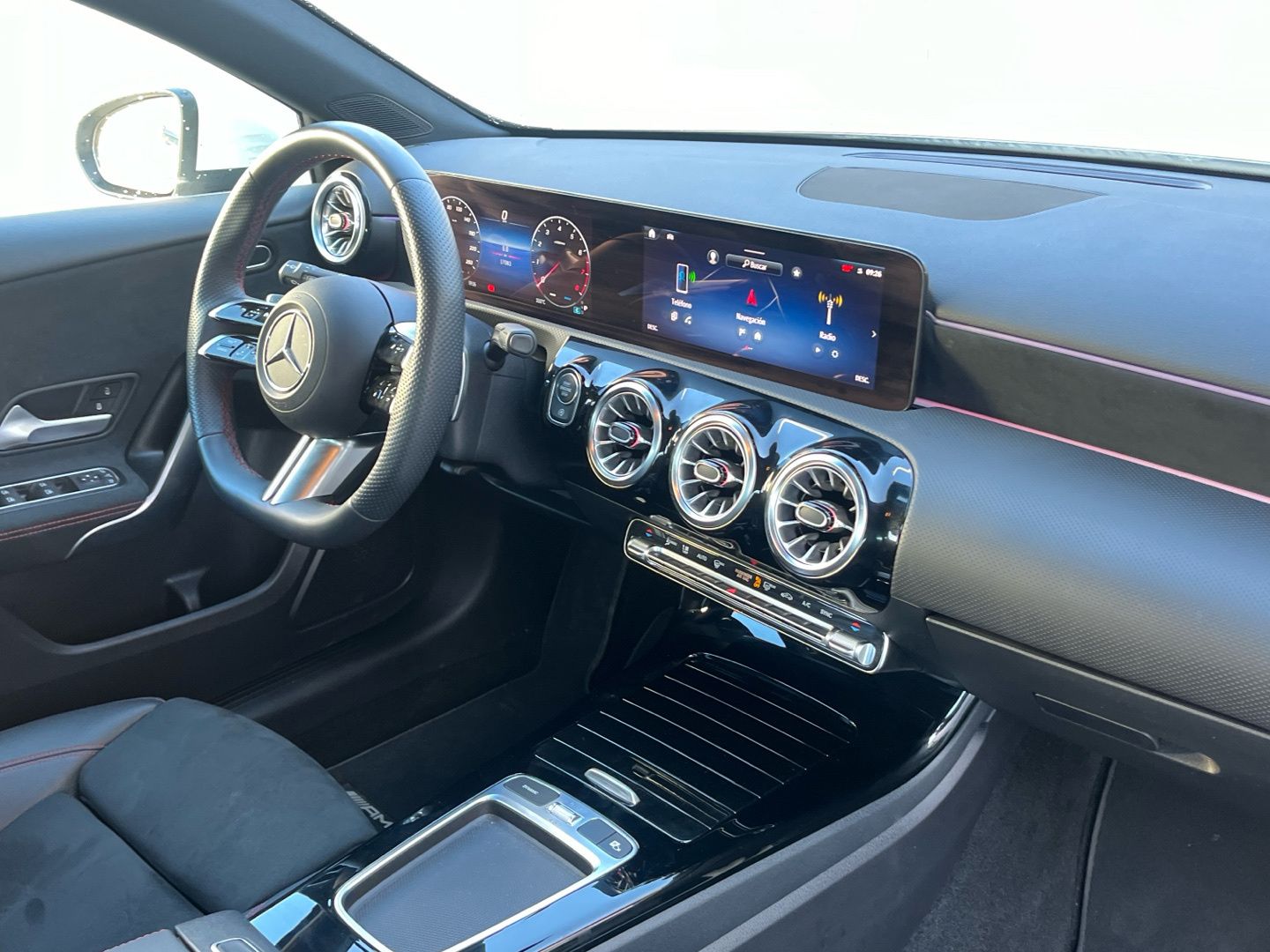 Mercedes-Benz Clase A 180 100 kW (136 CV)