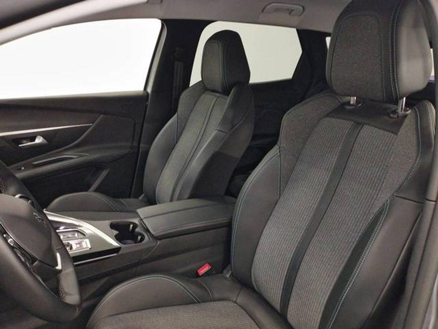 Peugeot 3008 Hybrid 225 GT e-EAT8 165 kW (225 CV)