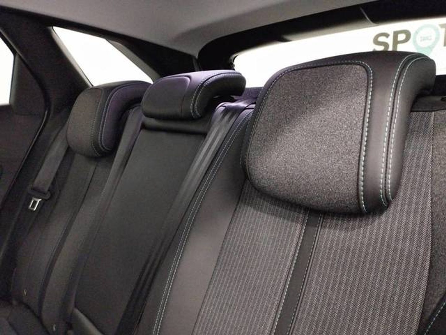Peugeot 3008 Hybrid 225 GT e-EAT8 165 kW (225 CV)
