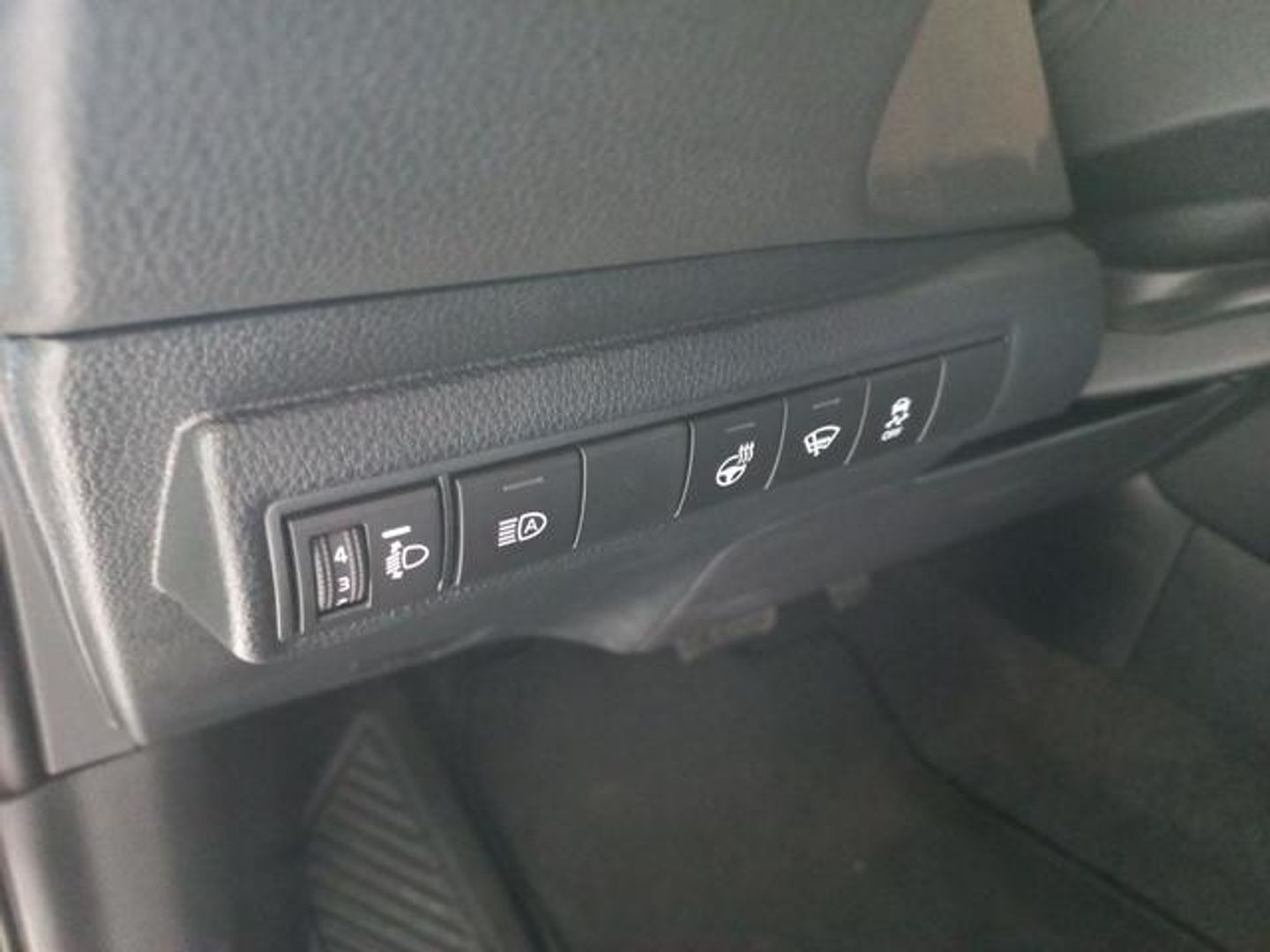 Suzuki Swace 1.8 Hybrid GLE 90 kW (122 CV)