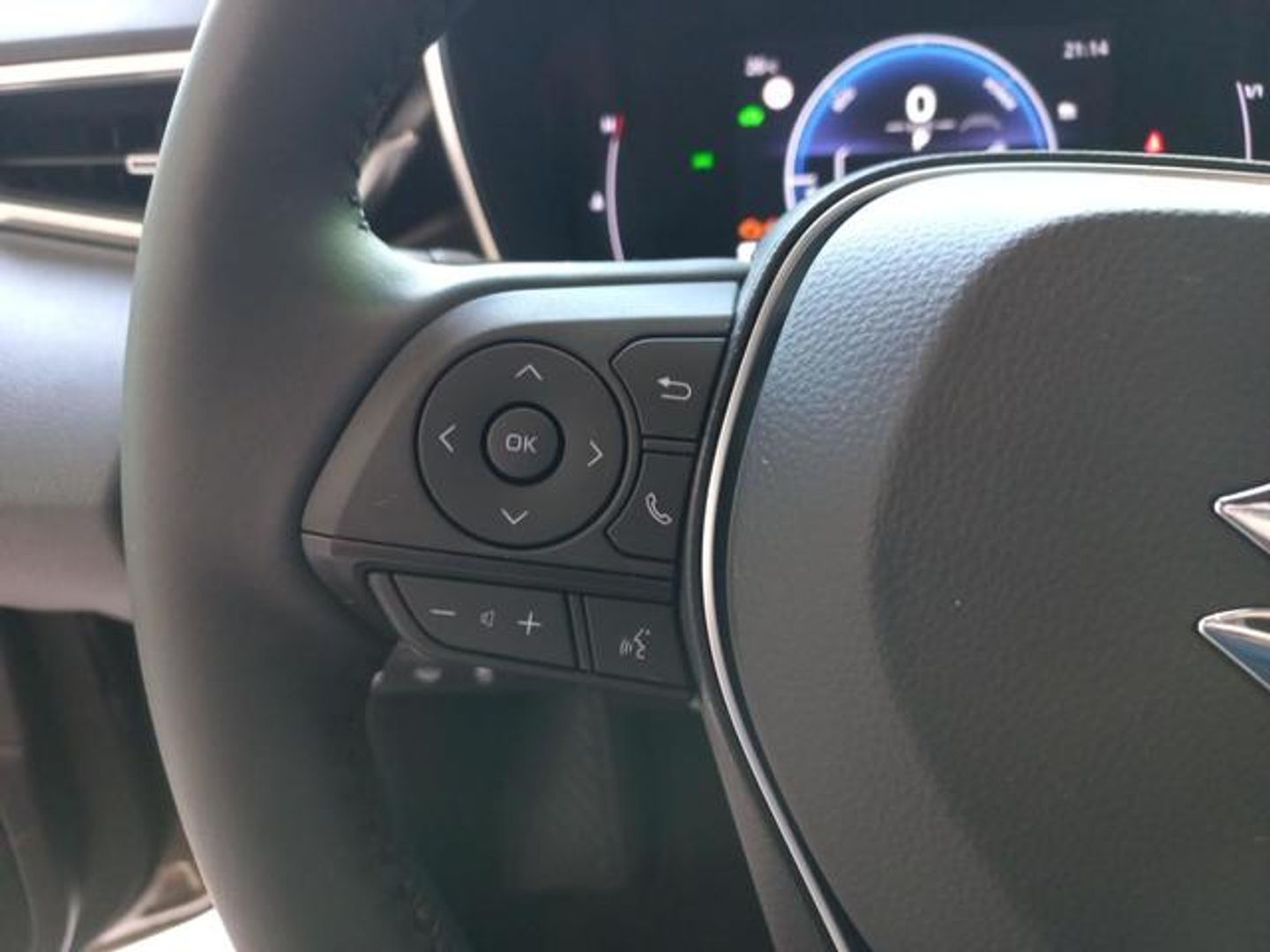 Suzuki Swace 1.8 Hybrid GLE 90 kW (122 CV)
