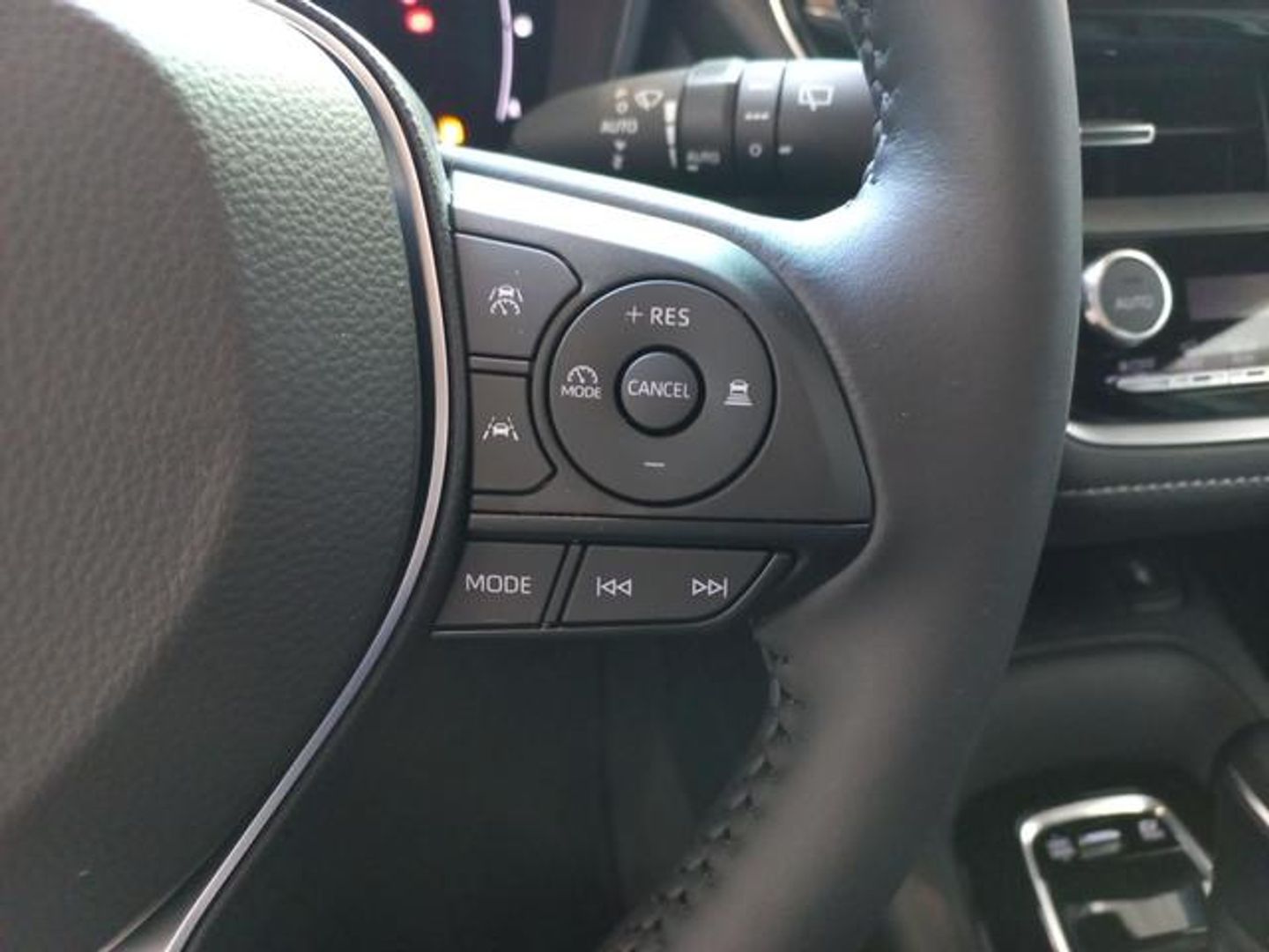 Suzuki Swace 1.8 Hybrid GLE 90 kW (122 CV)