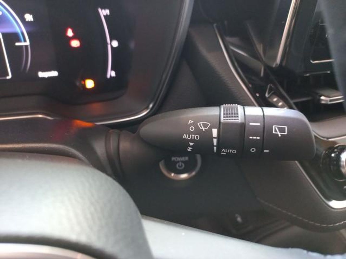 Suzuki Swace 1.8 Hybrid GLE 90 kW (122 CV)
