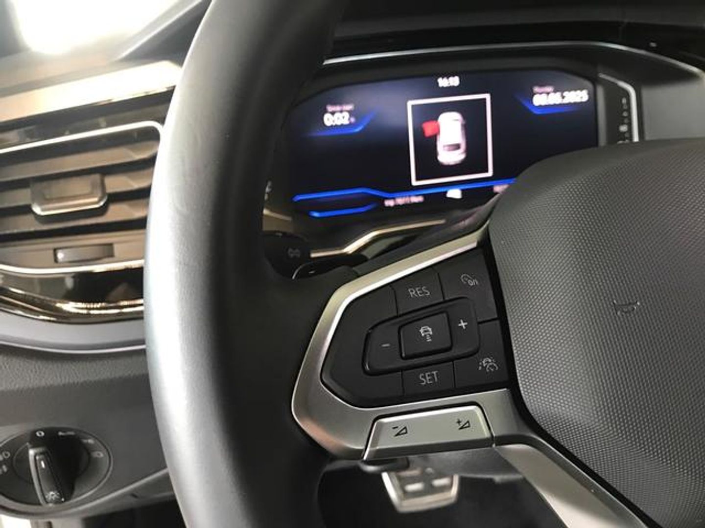 Volkswagen Taigo R-Line 1.0 TSI 85 kW (115 CV) DSG