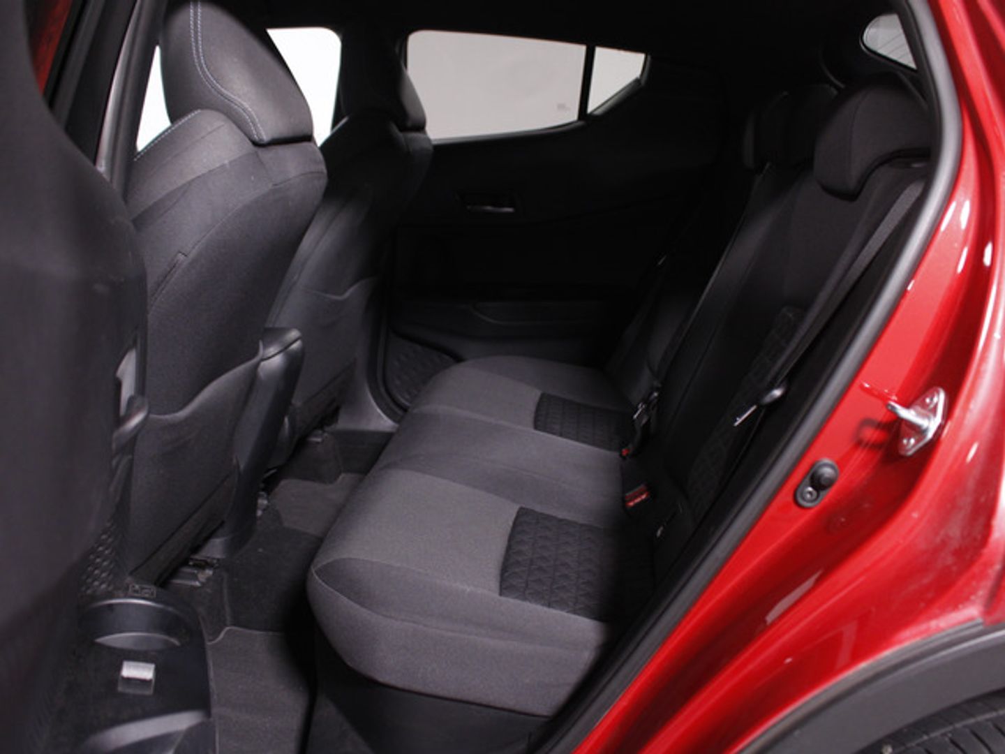Toyota C-HR 1.8 125H Advance 90 kW (122 CV)