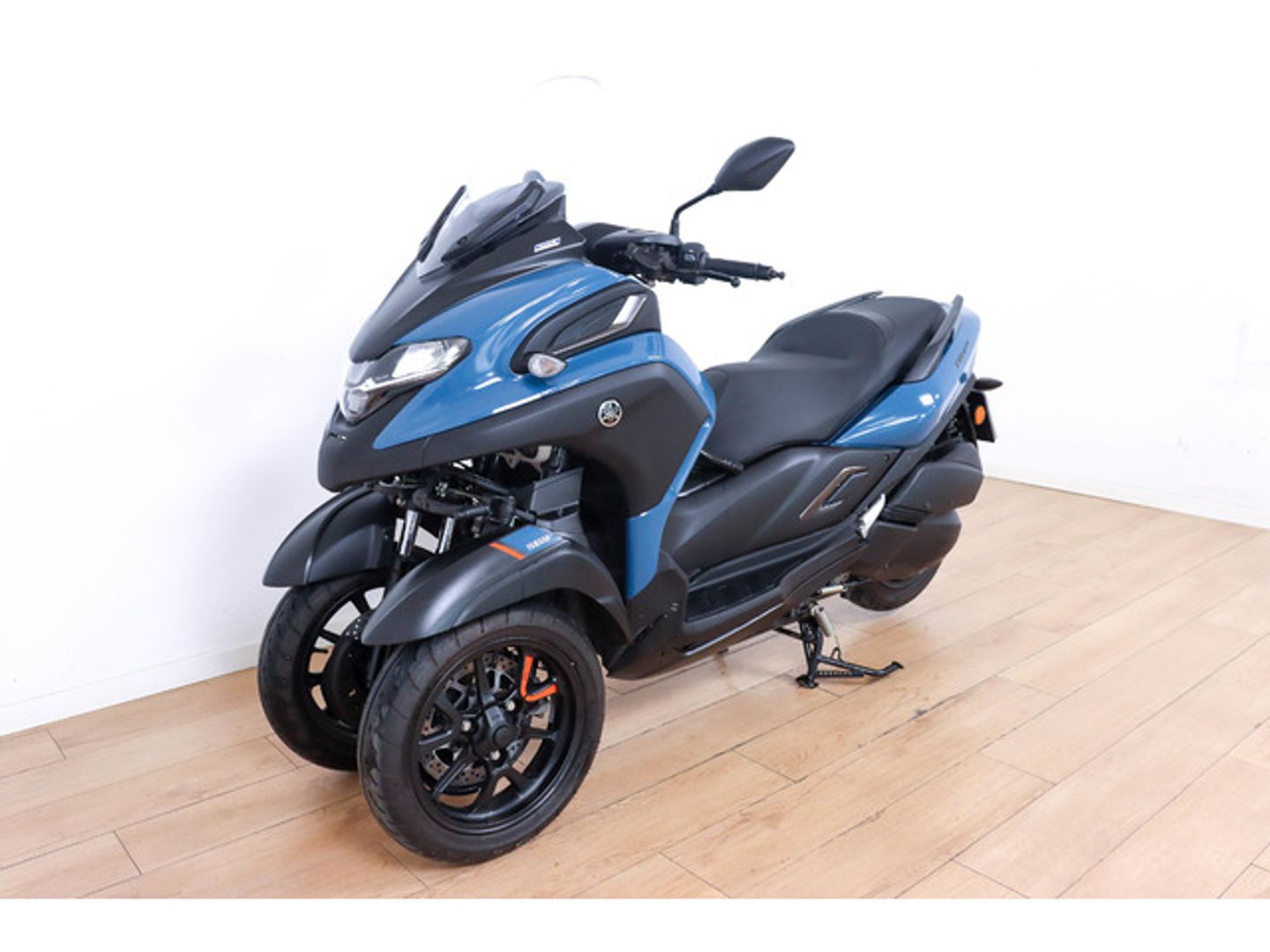 YAMAHA Tricity 300