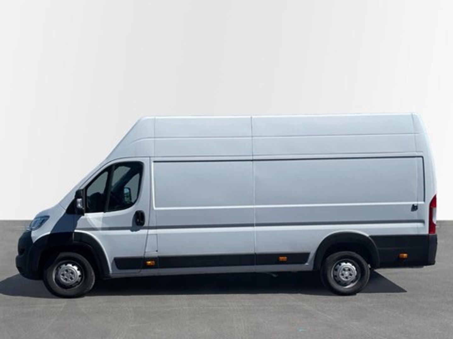 Citroen Jumper Furgon BlueHDi 140 35 Heavy L4H3 103 kW (140 CV)