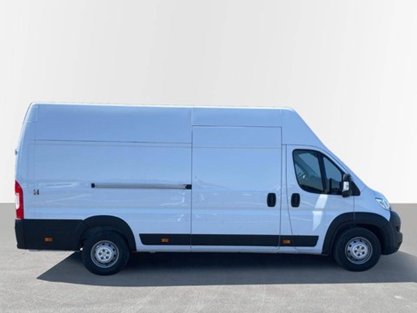 Citroen Jumper Furgon BlueHDi 140 35 Heavy L4H3 103 kW (140 CV)