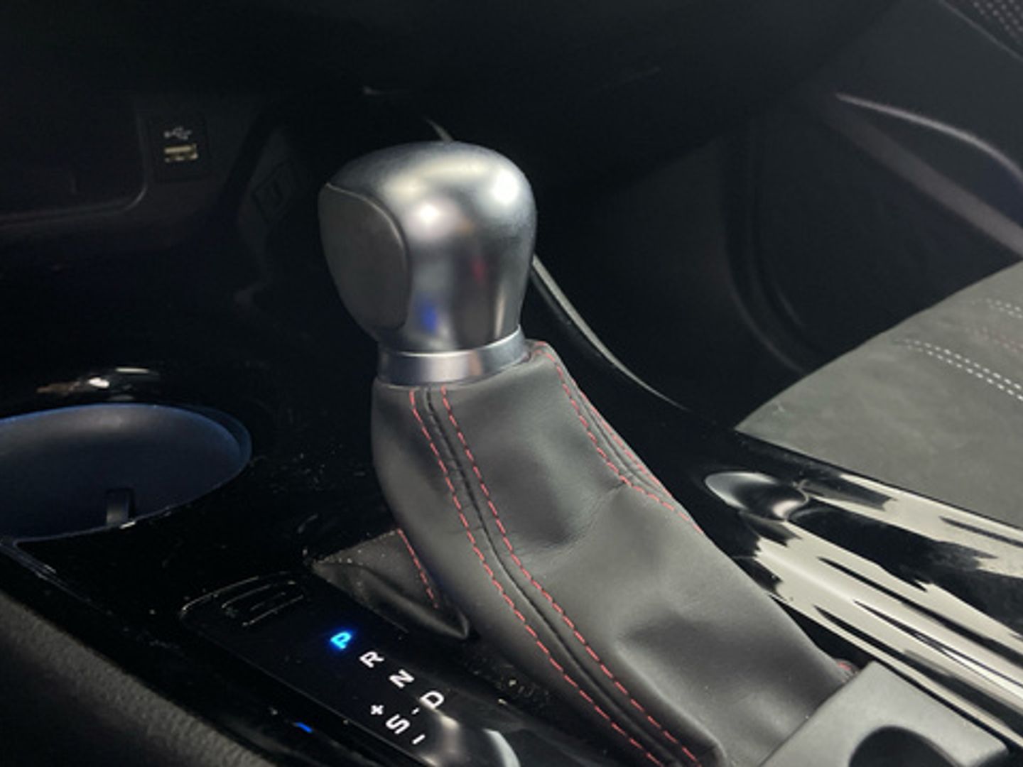 Toyota C-HR 180H GR Sport 135 kW (184 CV)