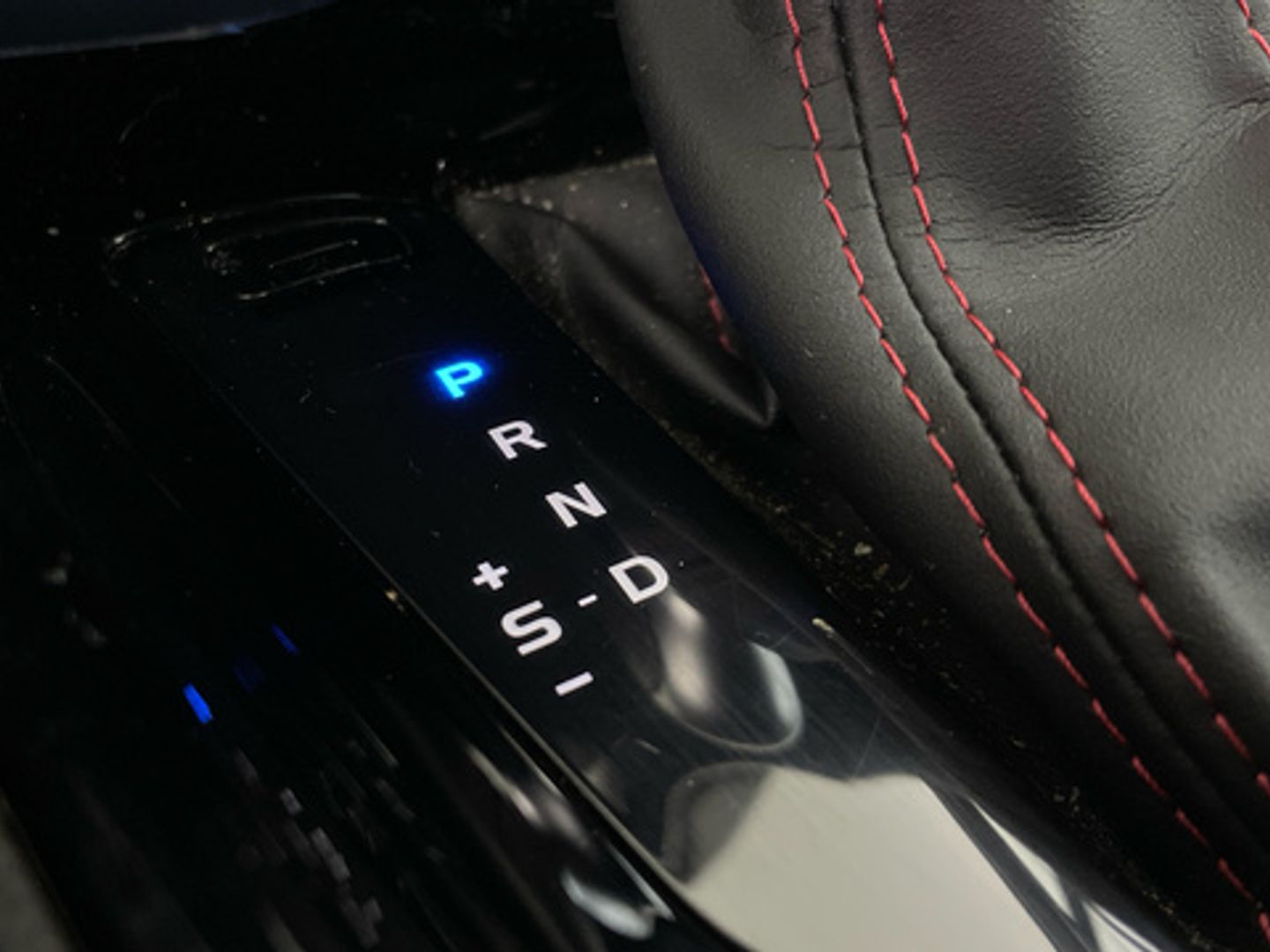 Toyota C-HR 180H GR Sport 135 kW (184 CV)