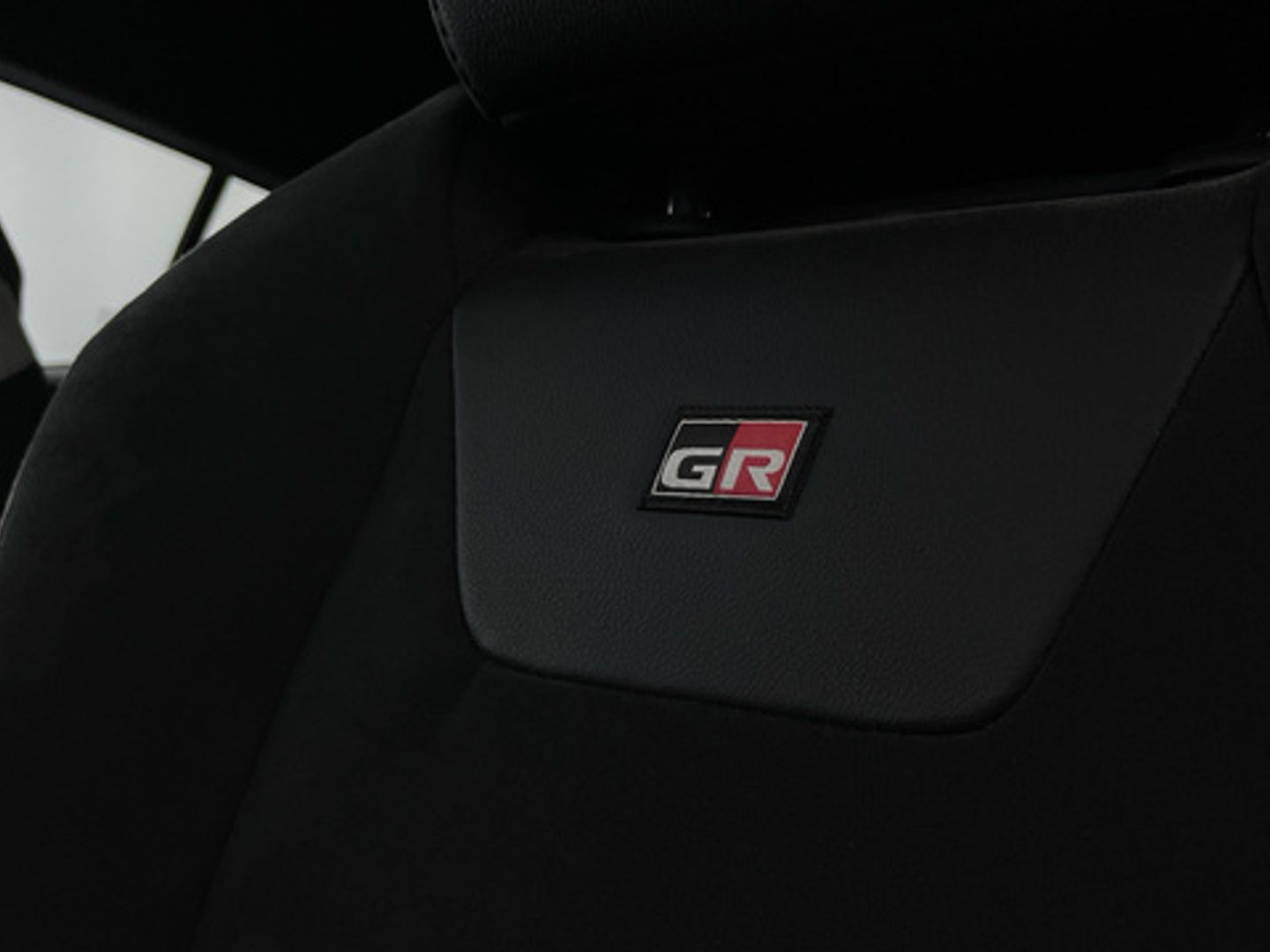 Toyota C-HR 180H GR Sport 135 kW (184 CV)