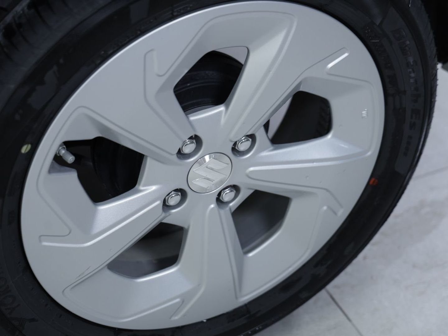 Suzuki Swift 1.2 Mild Hybrid S2 61 kW (83 CV)