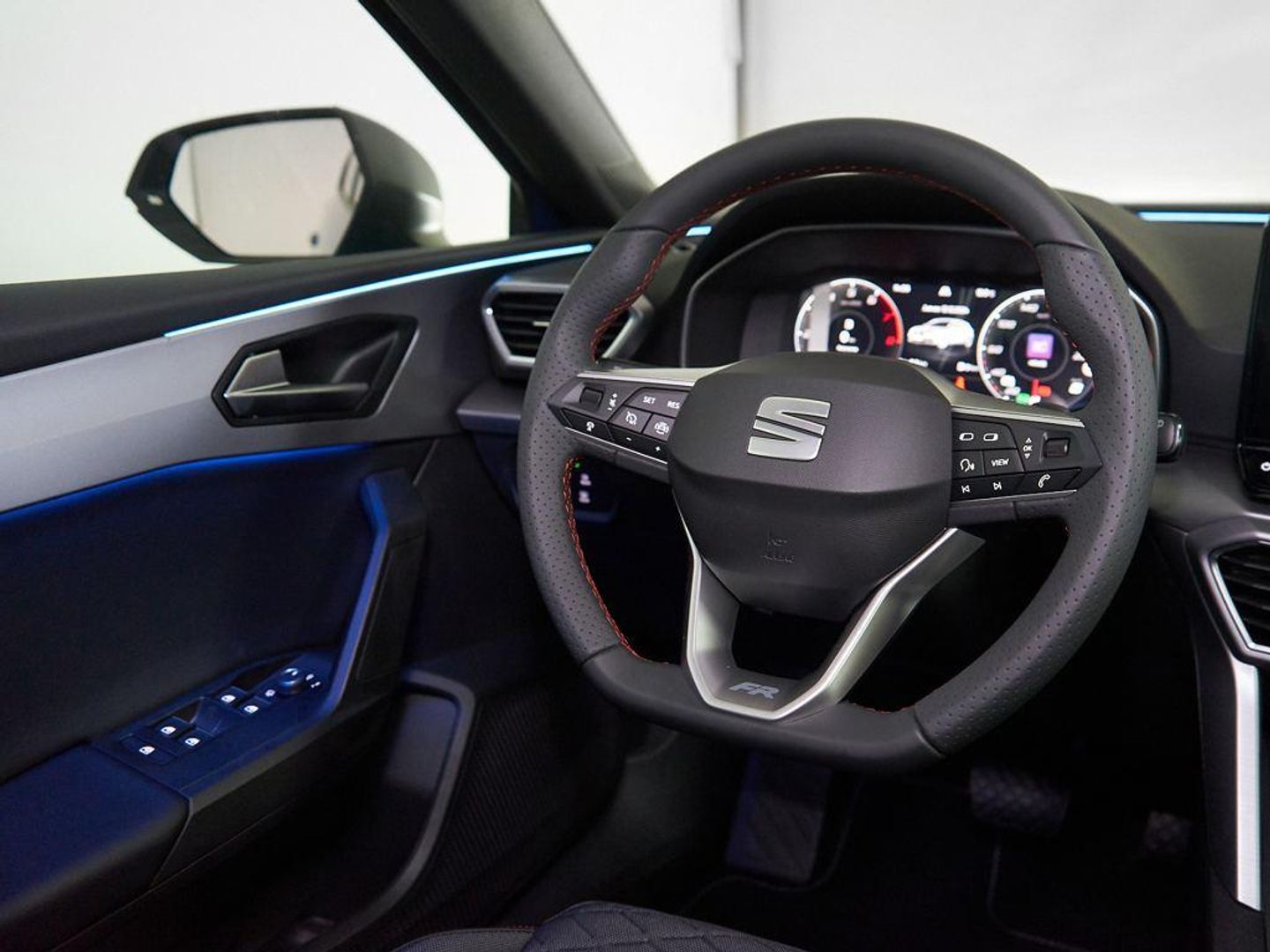 SEAT León 1.0 eTSI S&S FR 25 Aniversario DSG 81 kW (110 CV)