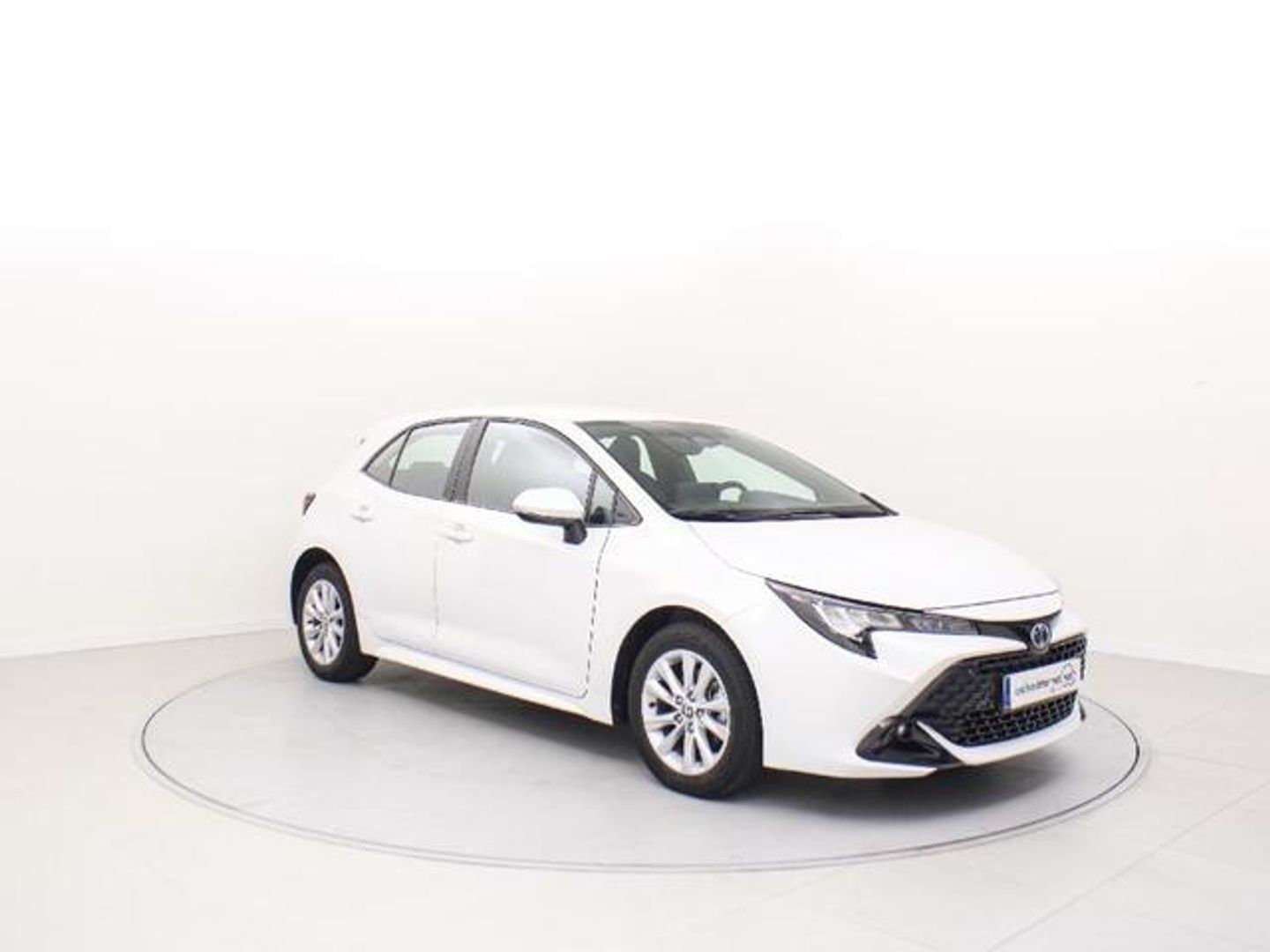 Toyota Corolla 140H Active Plus 103 kW (140 CV) Blanco Sedan