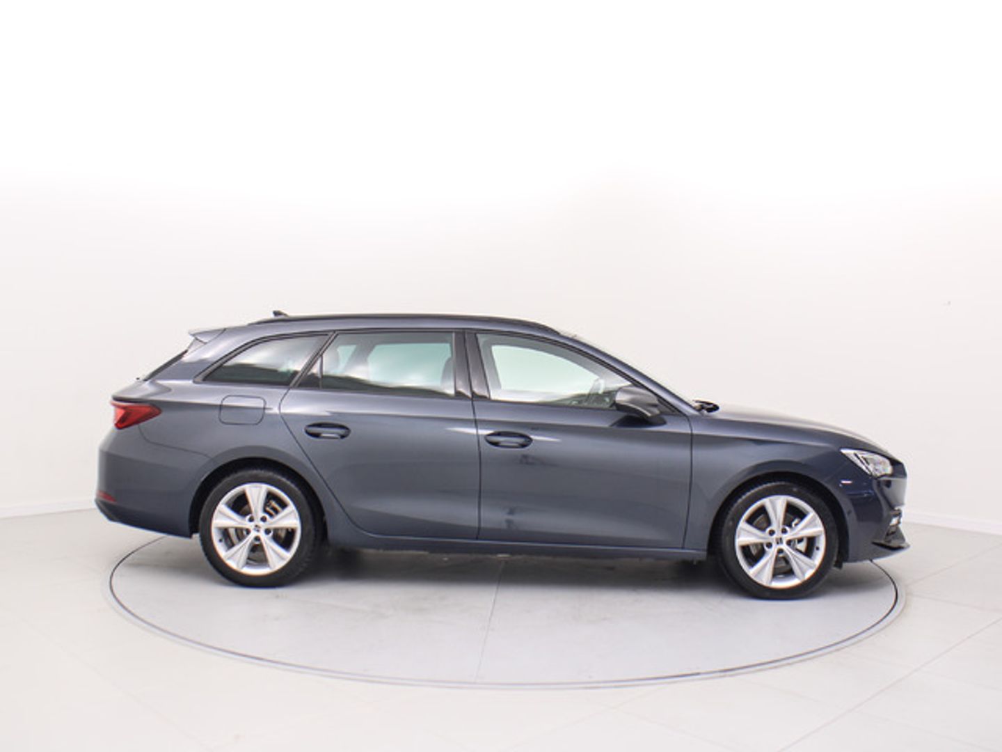 SEAT Leon ST 1.5 eTSI S&S FR Special Edition Vision DSG 110 kW (150 CV)